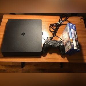 Playstation 4 Gaming Console Bundlele